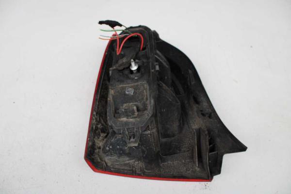 FEU ARRIERE DROIT RENAULT - Vue 2